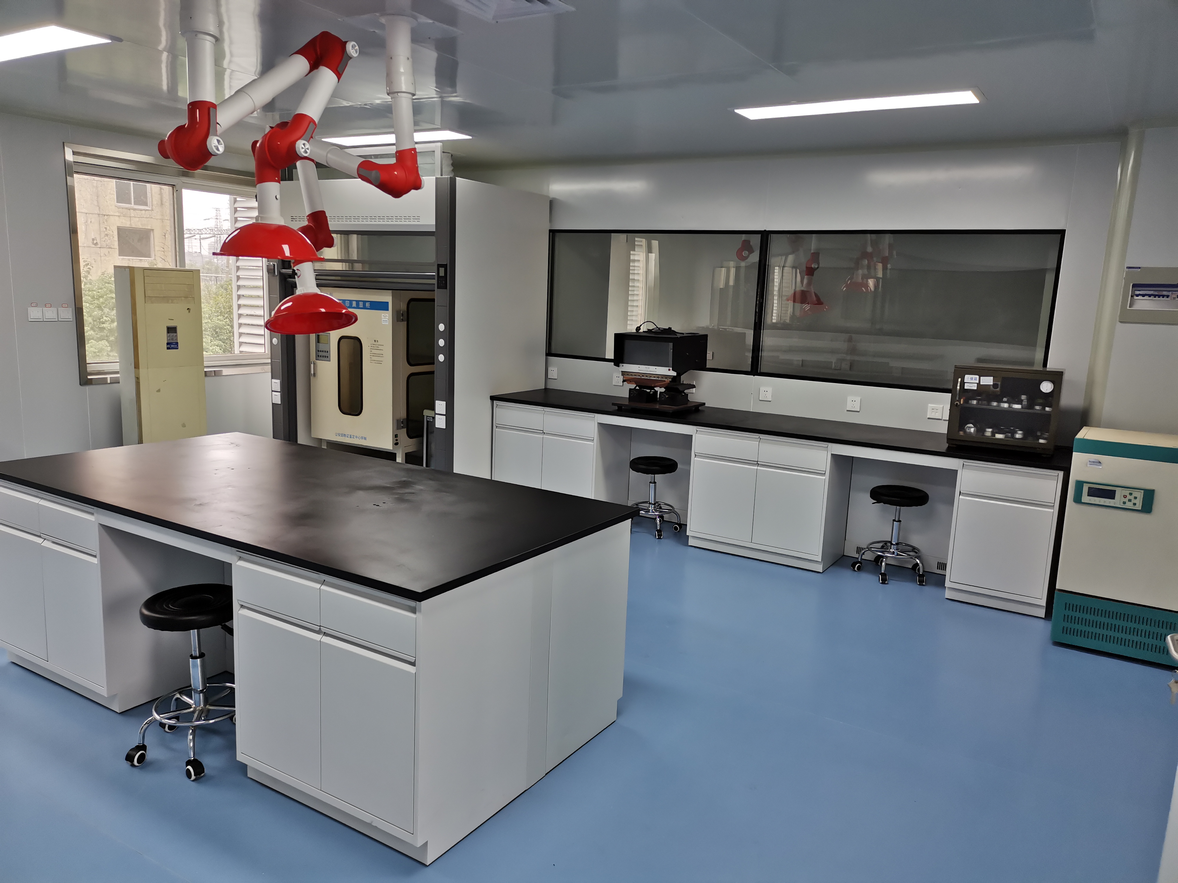 公安局刑偵實驗室項目施工現(xiàn)場照片